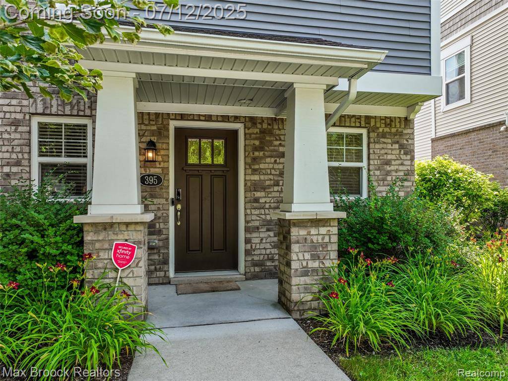 Ferndale, MI 48220,395 Glendale Lane