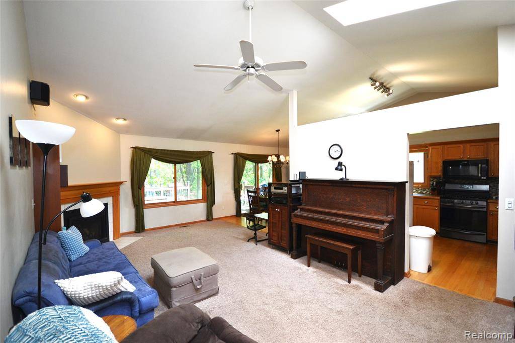 Holly, MI 48442,10010 Orchard Ridge Court