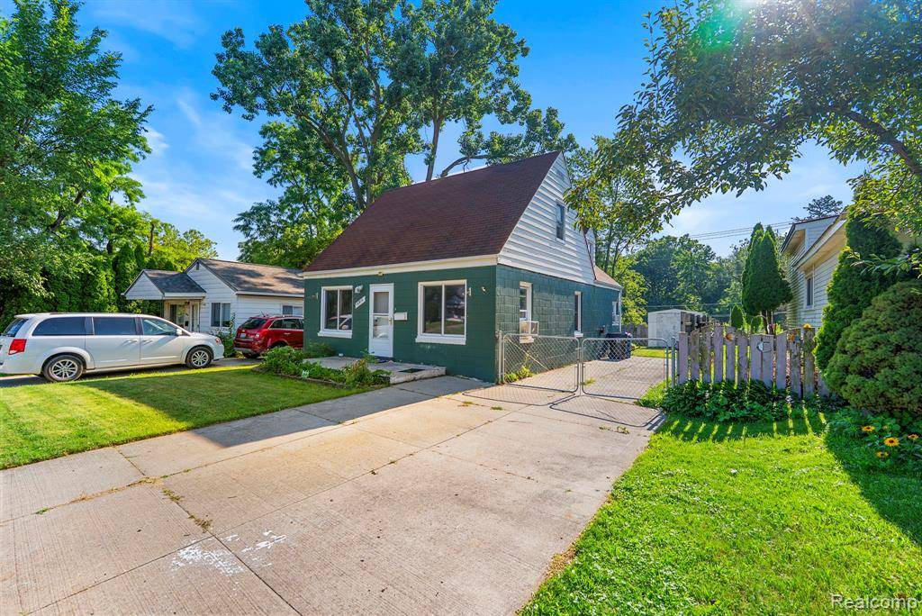 Redford, MI 48239,15910 Beech Daly Road