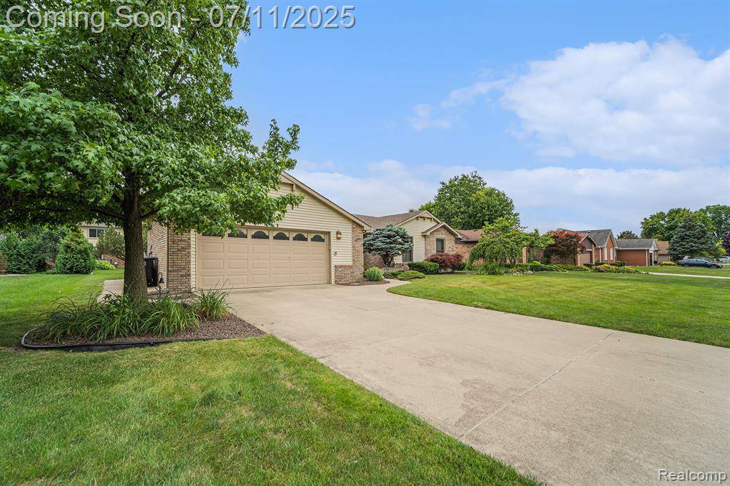 Livonia, MI 48154,37513 Munger Drive