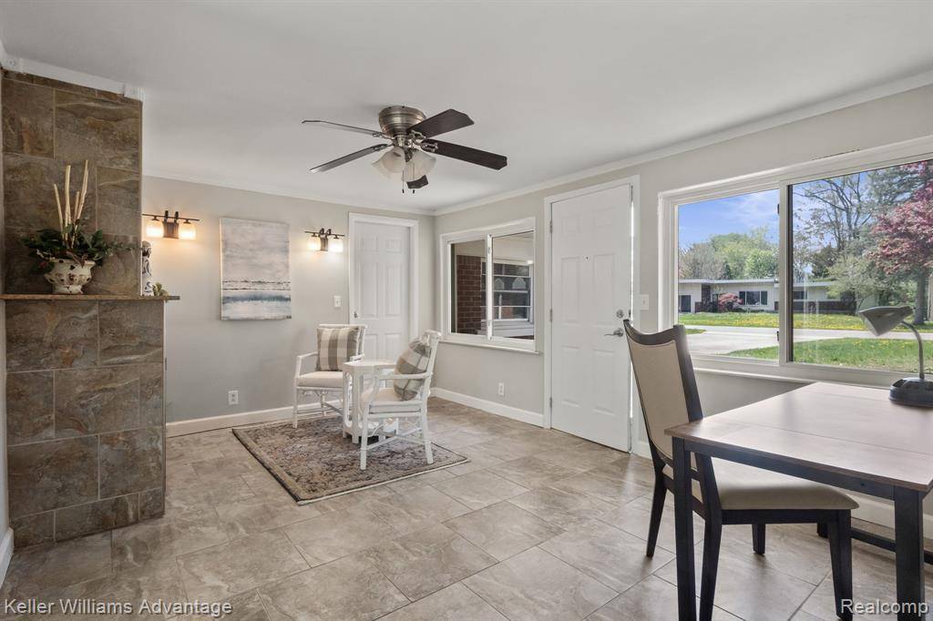 Livonia, MI 48152,18840 SUSANNA Drive