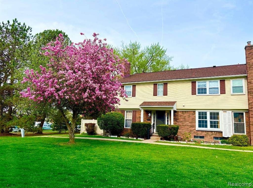 Northville, MI 48167,20806 W Glen Haven Circle