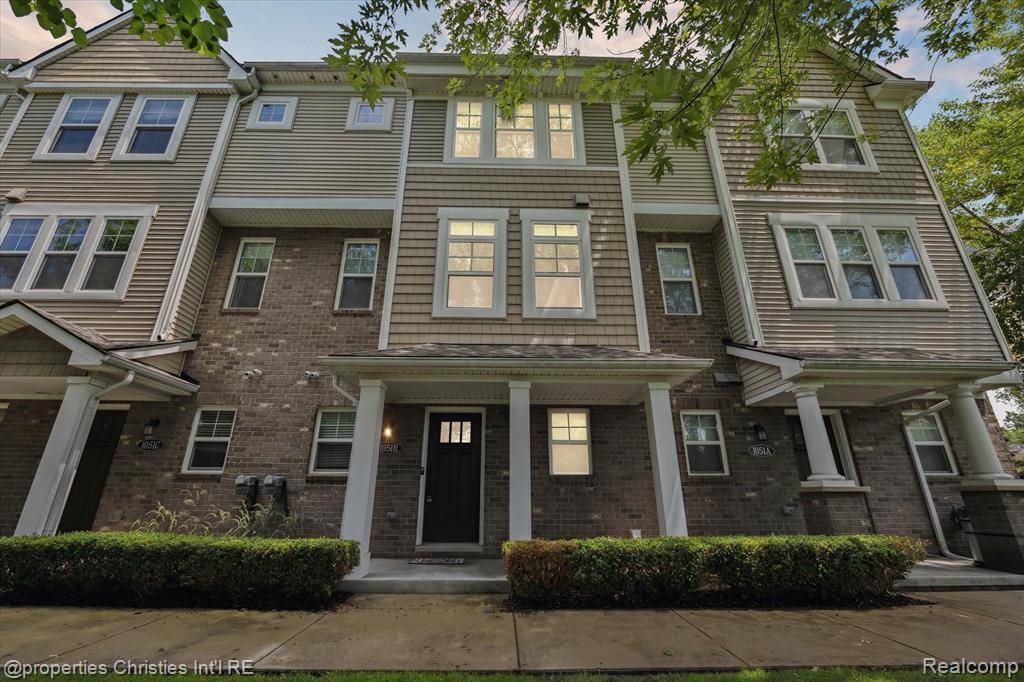 Royal Oak, MI 48067,1051 N Sherman Drive