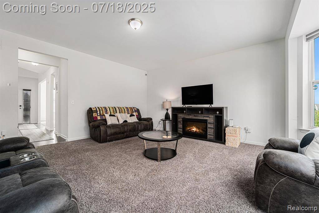 Ypsilanti, MI 48197,9301 White Tail Drive