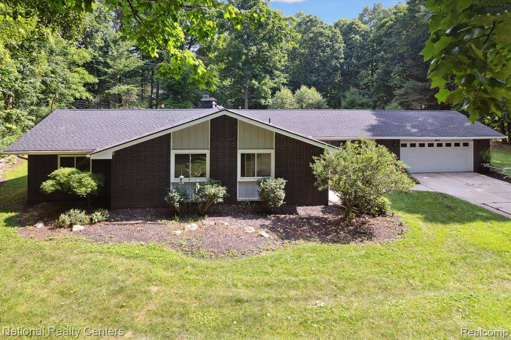 Canton, MI 48187,7726 Bircklan Drive