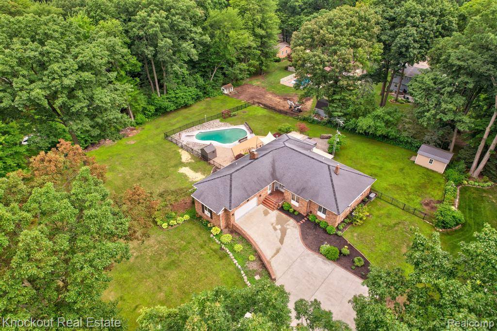 Clio, MI 48420,2339 Delwood Drive