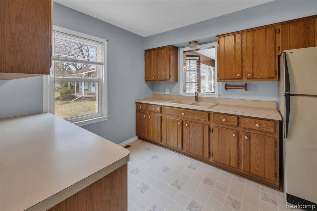 Ann Arbor, MI 48105,3389 BEAUMONT Road