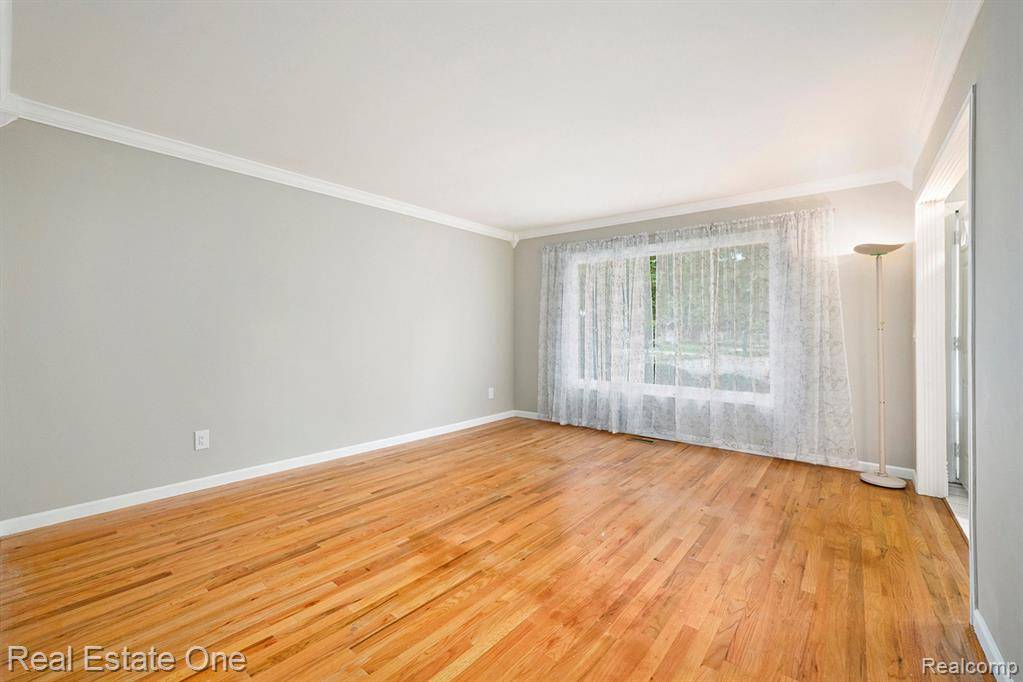 Troy, MI 48083,3408 Ardmore Drive