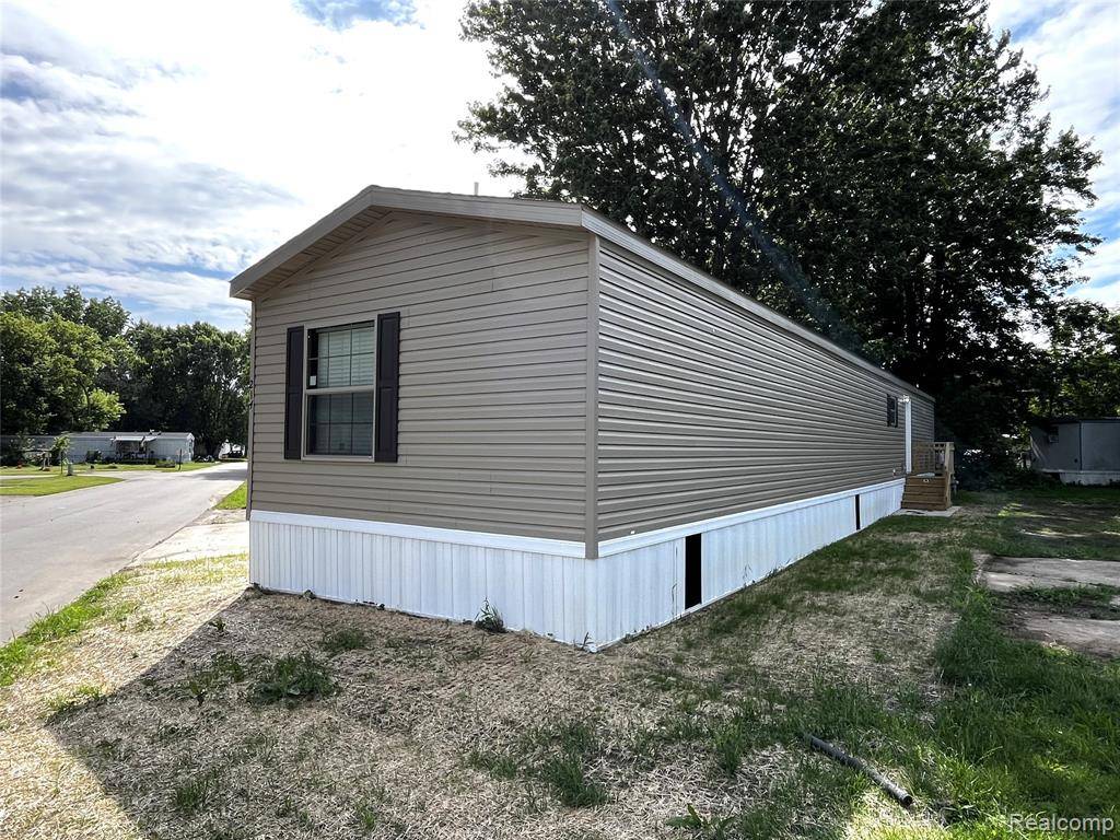 Durand, MI 48429,8499   (Lot 214) E M 71