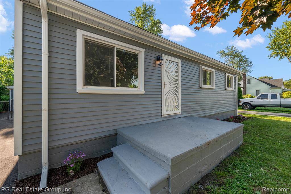 Warren, MI 48089,21986 Wellington Avenue