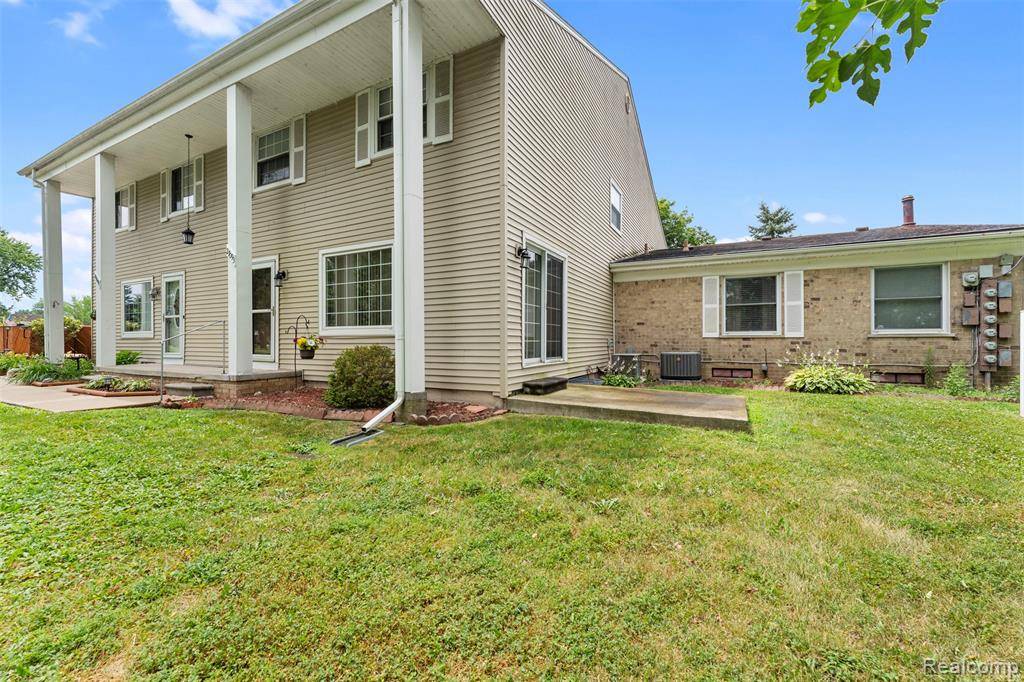 Trenton, MI 48183,27093 Winchester Street