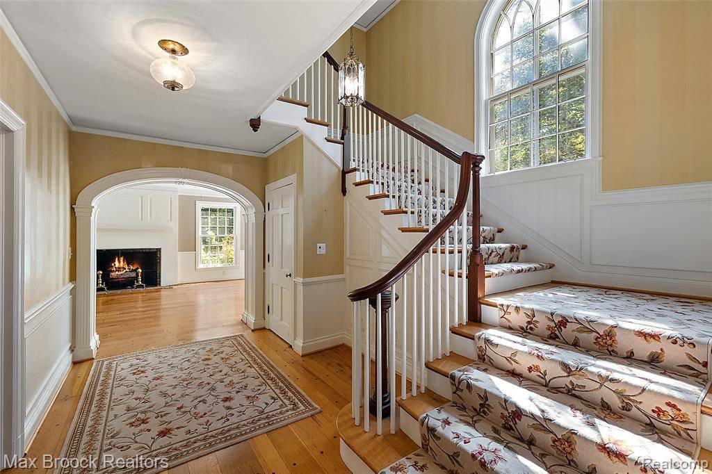 Bloomfield Hills, MI 48301,748 Waddington Street