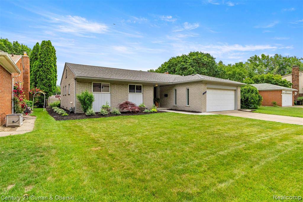 Allen Park, MI 48101,17276 Midway Avenue