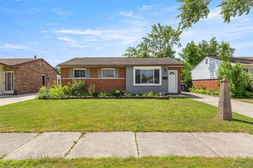 Westland, MI 48186,30771 Parkwood Street