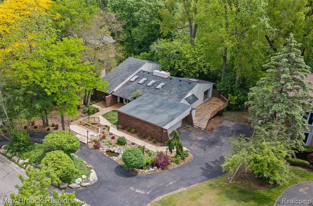 Bloomfield Hills, MI 48302,4355 Middleton Drive