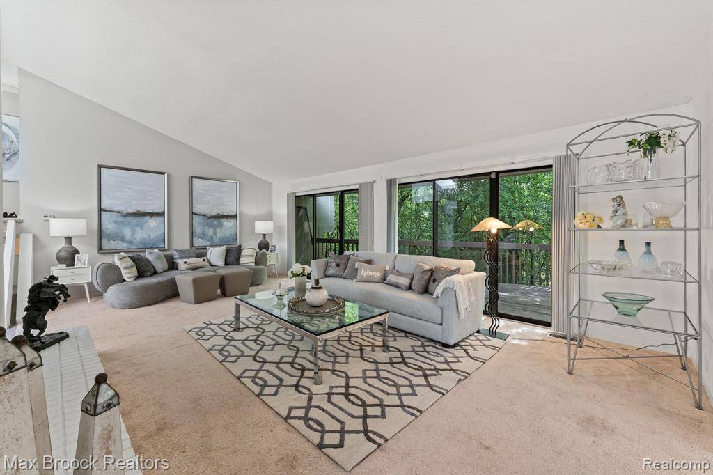 Bloomfield Hills, MI 48302,4355 Middleton Drive
