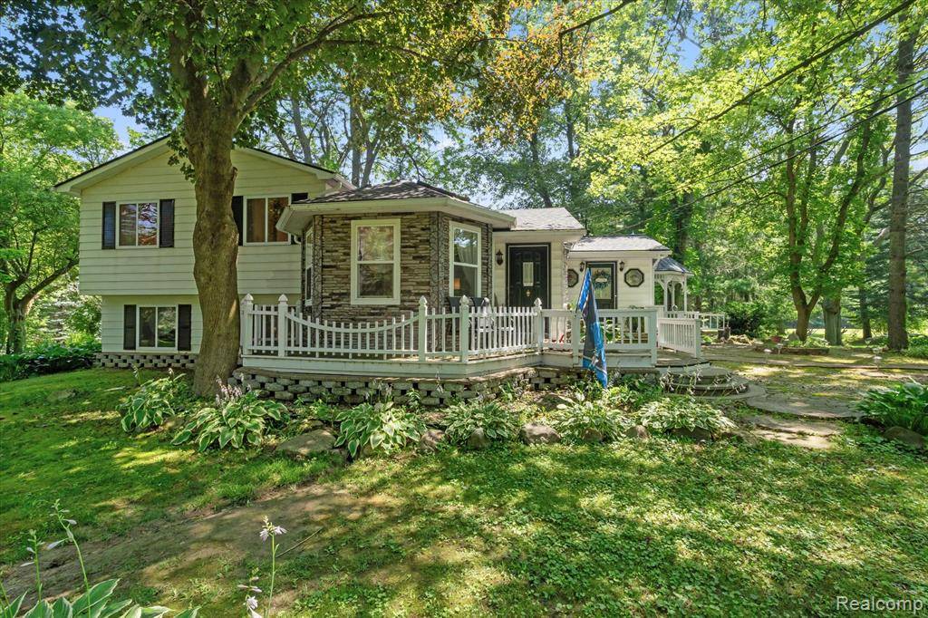 Dryden, MI 48428,3439 N Mill Road