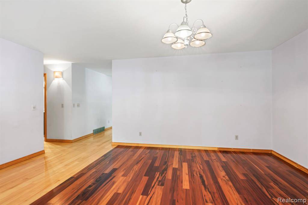 Durand, MI 48429,609 N Wickshire Lane
