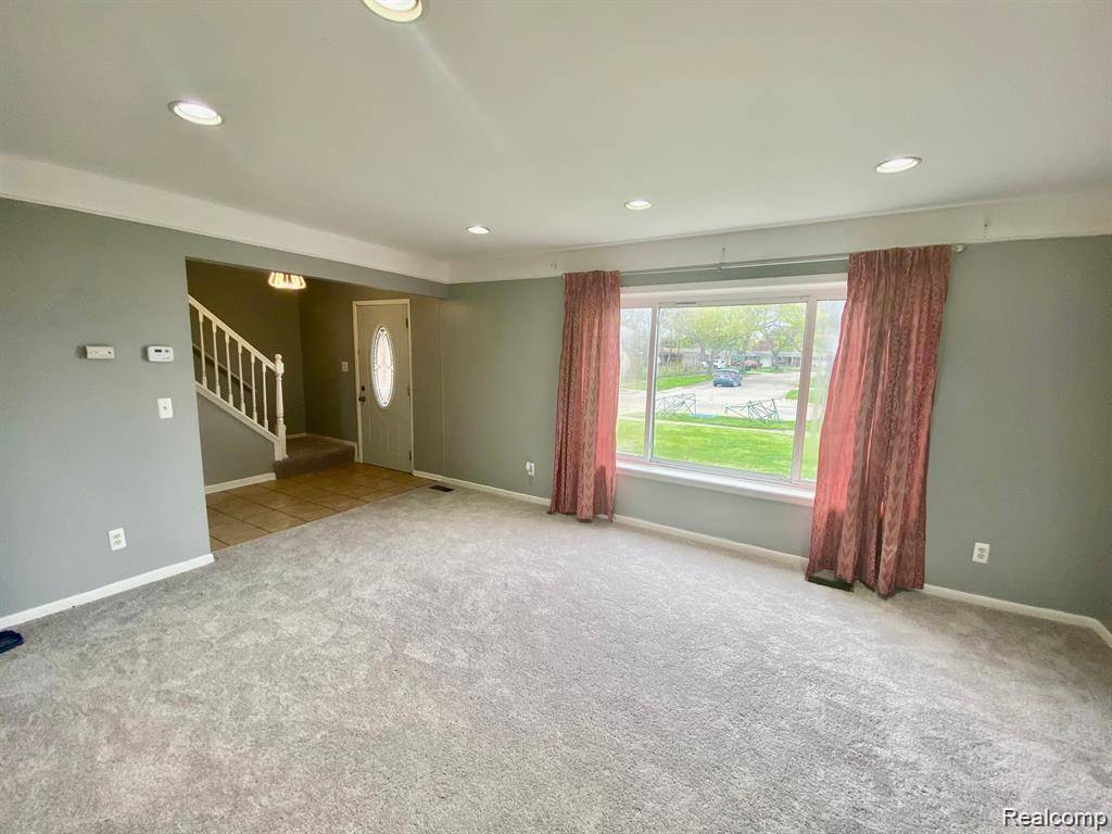 Sterling Heights, MI 48092,4514 Marlow Drive
