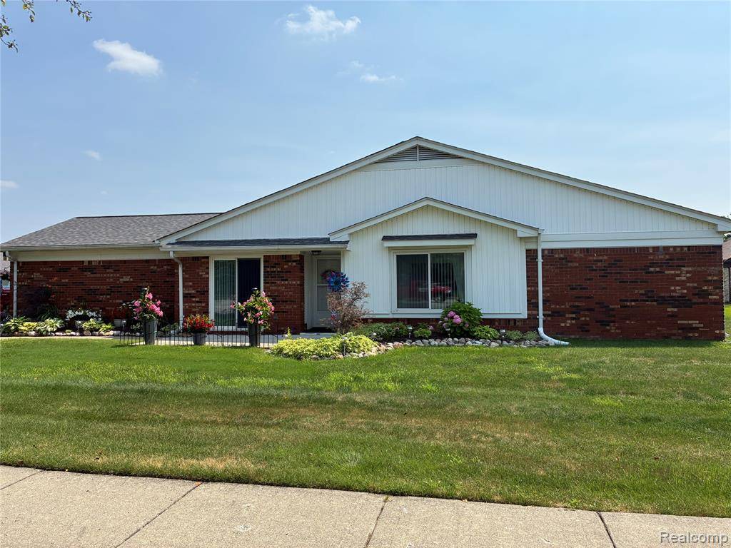 Warren, MI 48093,11604 Joseph Leonard Court