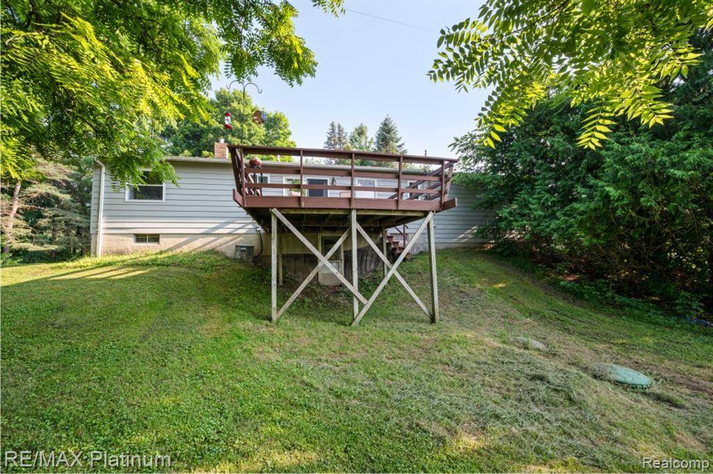 Otisville, MI 48463,11101 Lake Road