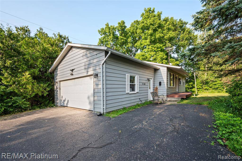 Otisville, MI 48463,11101 Lake Road