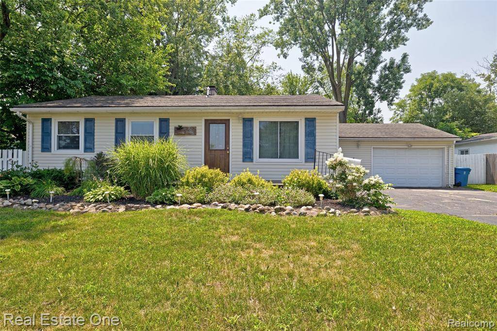 Holly, MI 48442,705 Richard Street