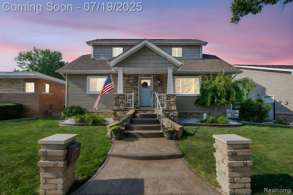 Mount Clemens, MI 48043,41 Gibbs Street