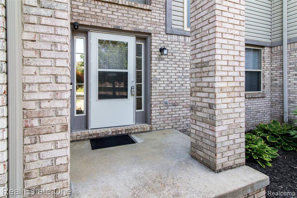 Canton, MI 48188,2603 Shagbark Court