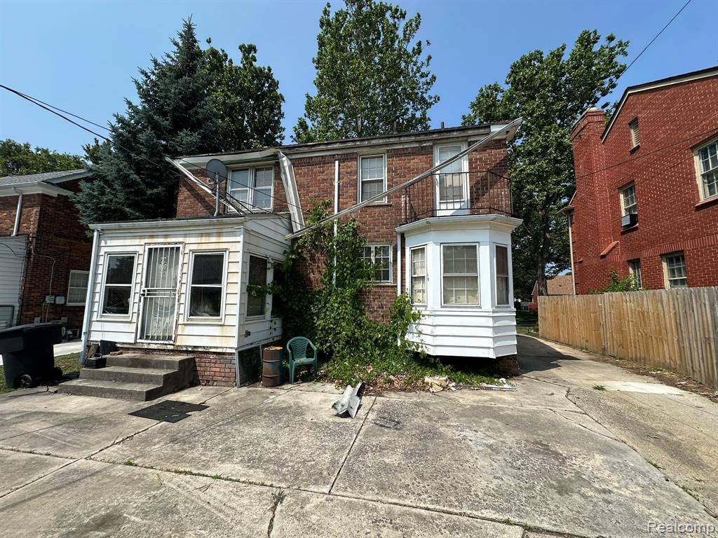 Livonia, MI 48223,15144 Grandville Avenue