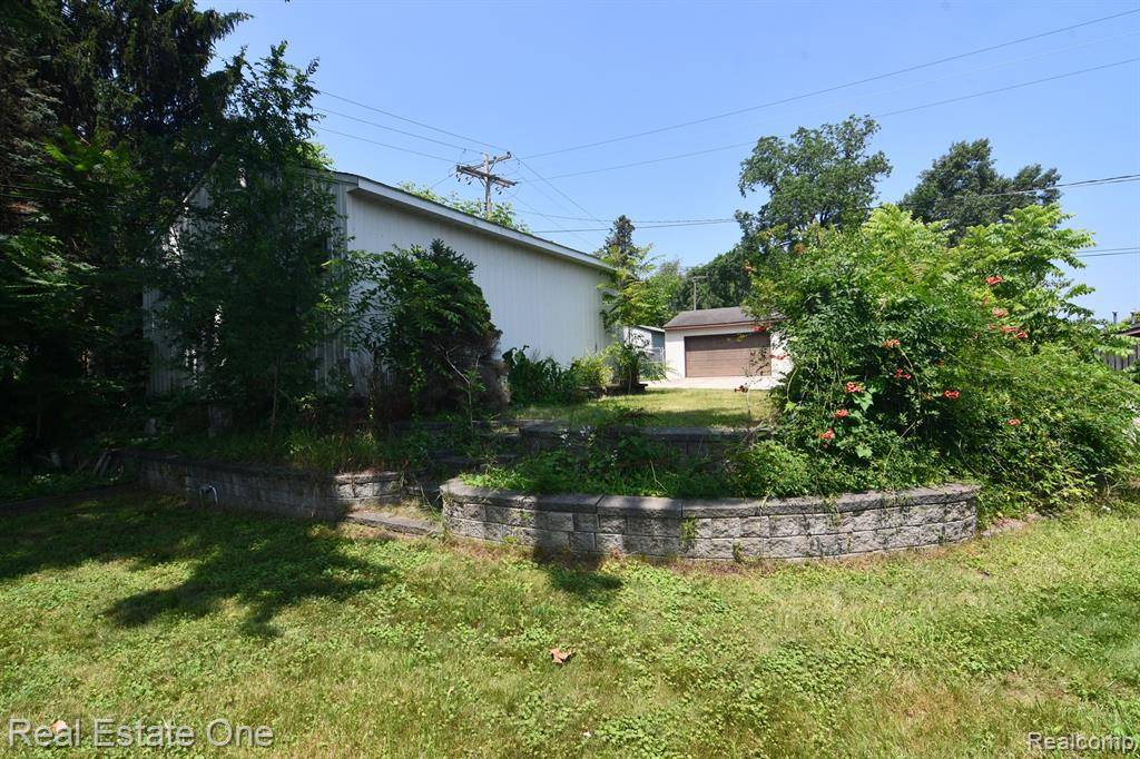 Waterford, MI 48329,3595 Wilkie Street