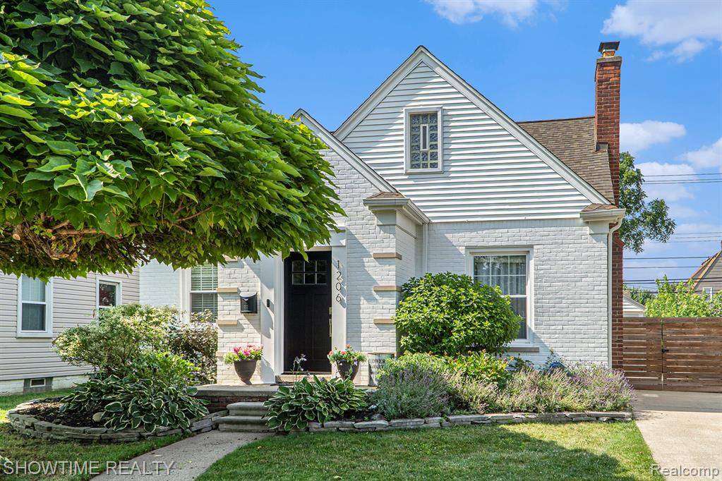 Berkley, MI 48072,1206 Oxford Road