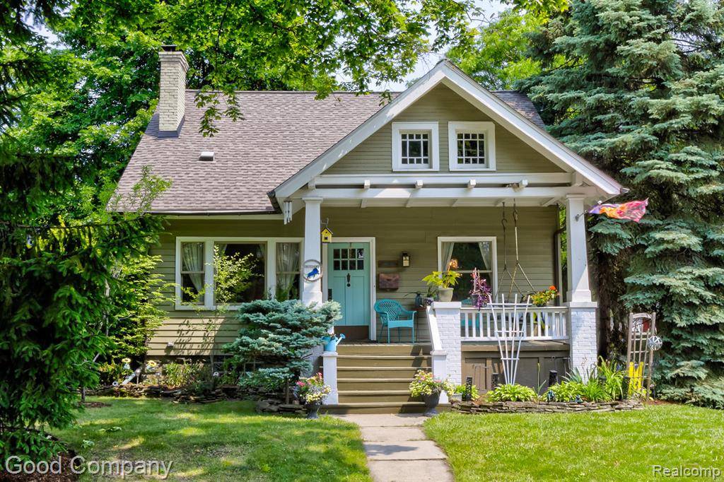 Birmingham, MI 48009,1087 Knox Street