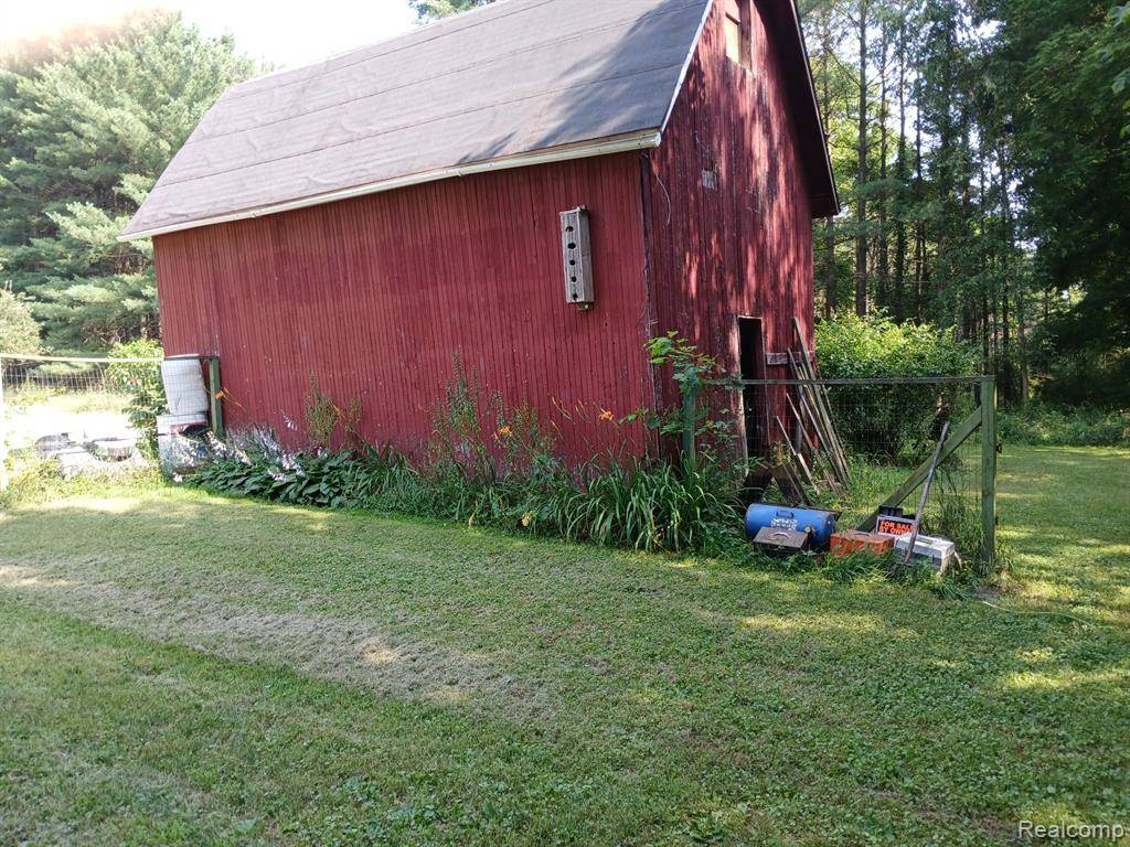 Manchester, MI 48158,18073 Sharon Valley Road