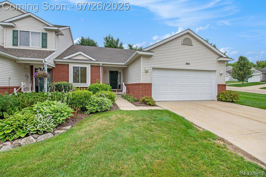 Howell, MI 48843,1051 Spirea