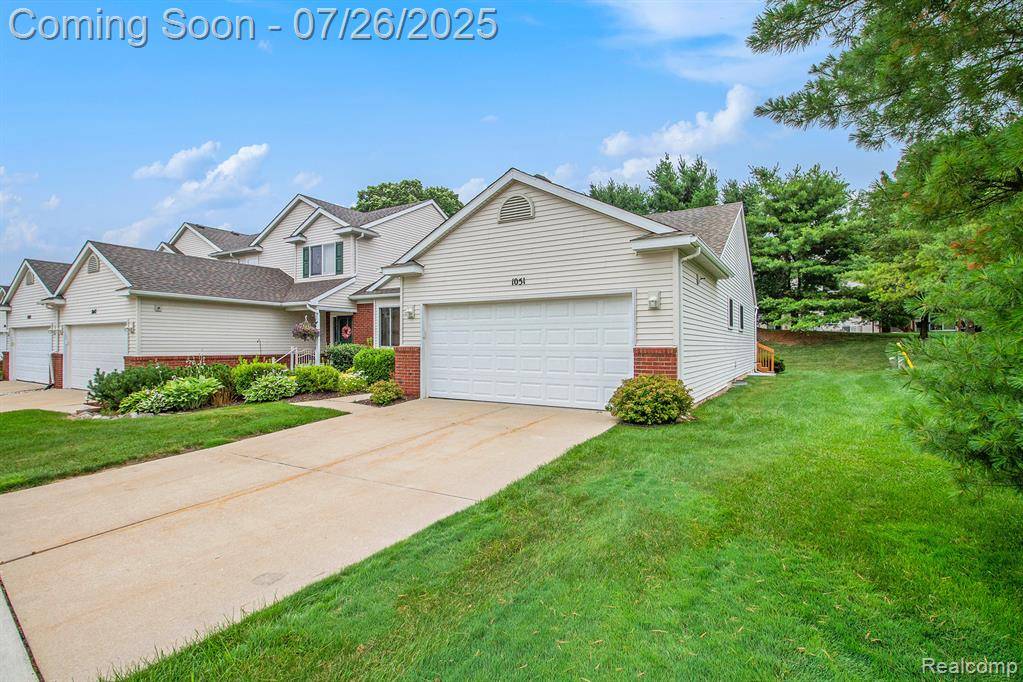 Howell, MI 48843,1051 Spirea