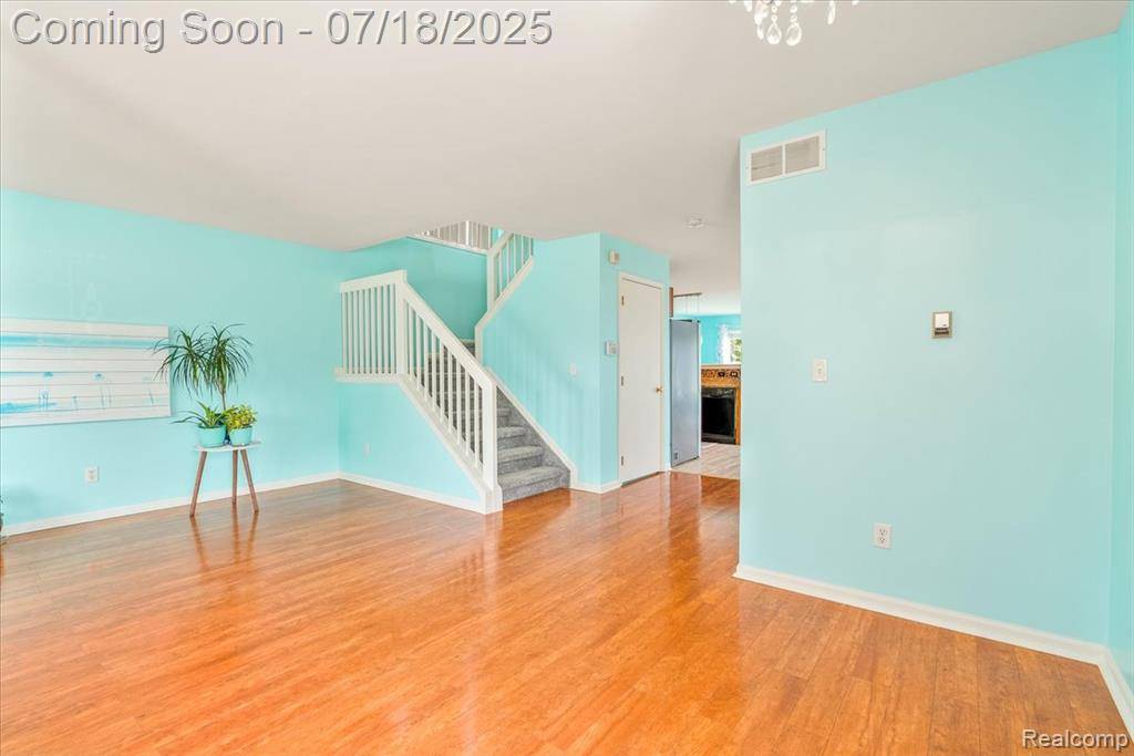 Ypsilanti, MI 48197,7329 Greenfield Street