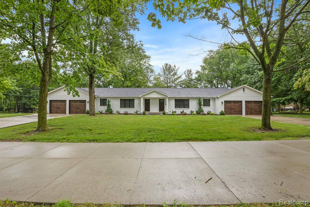 Fenton, MI 48430,1443 Dauner Road