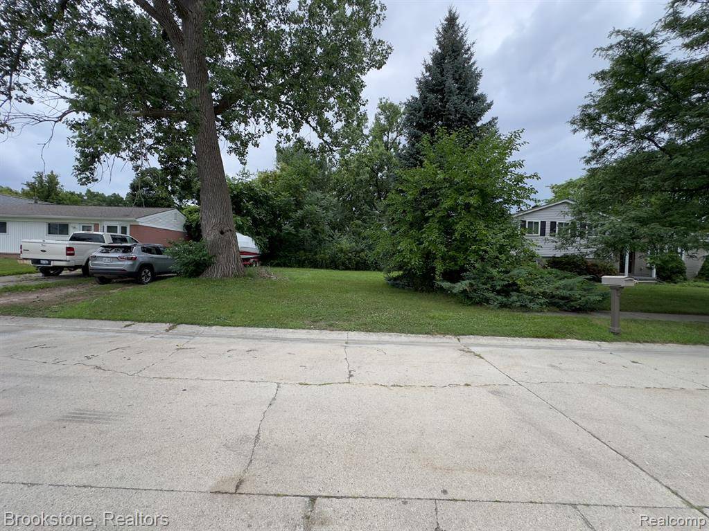 Clinton Twp, MI 48035,00 Maynard
