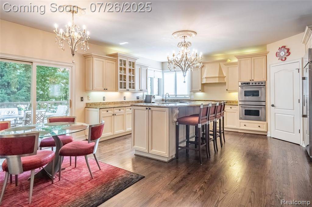 West Bloomfield, MI 48323,4575 Forest Edge N Lane