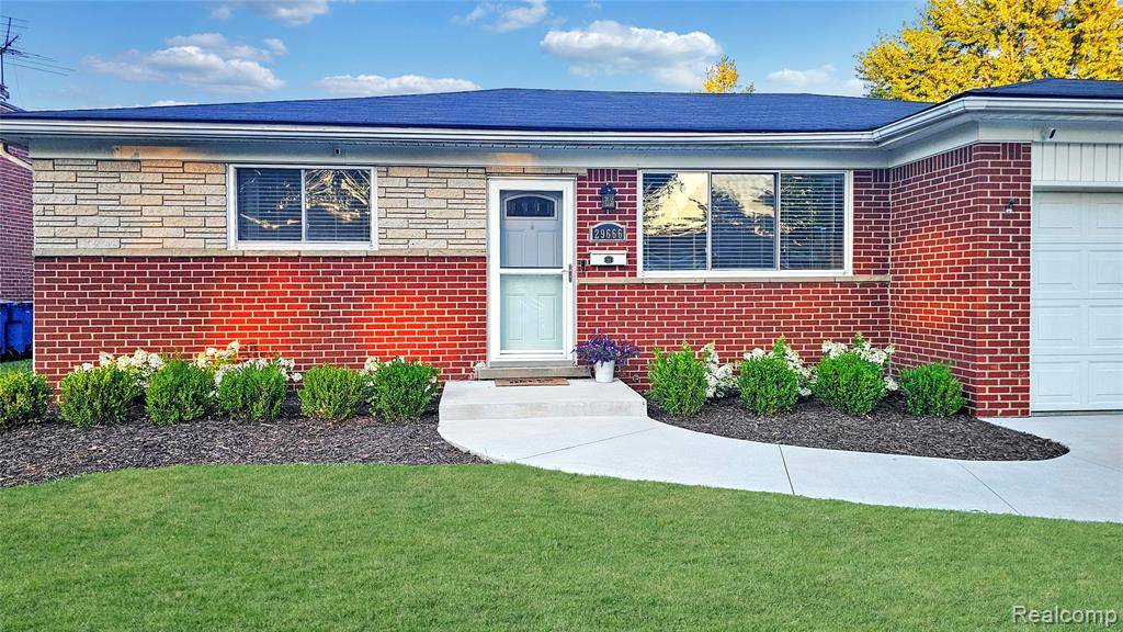 Warren, MI 48092,29666 Apolonia Drive