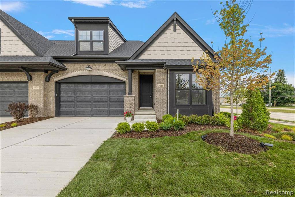 Rochester Hills, MI 48307,2016 Breckenridge Court