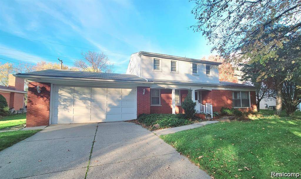 Warren, MI 48092,2415 Otter Street