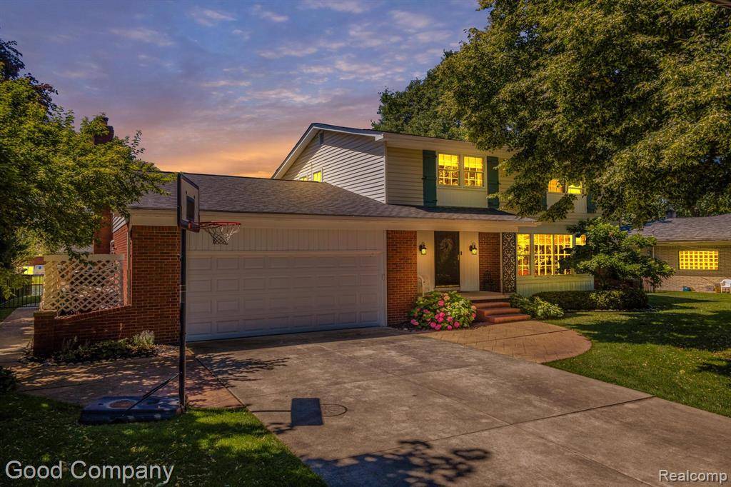 Shelby Twp, MI 48316,5092 Galaxy Drive