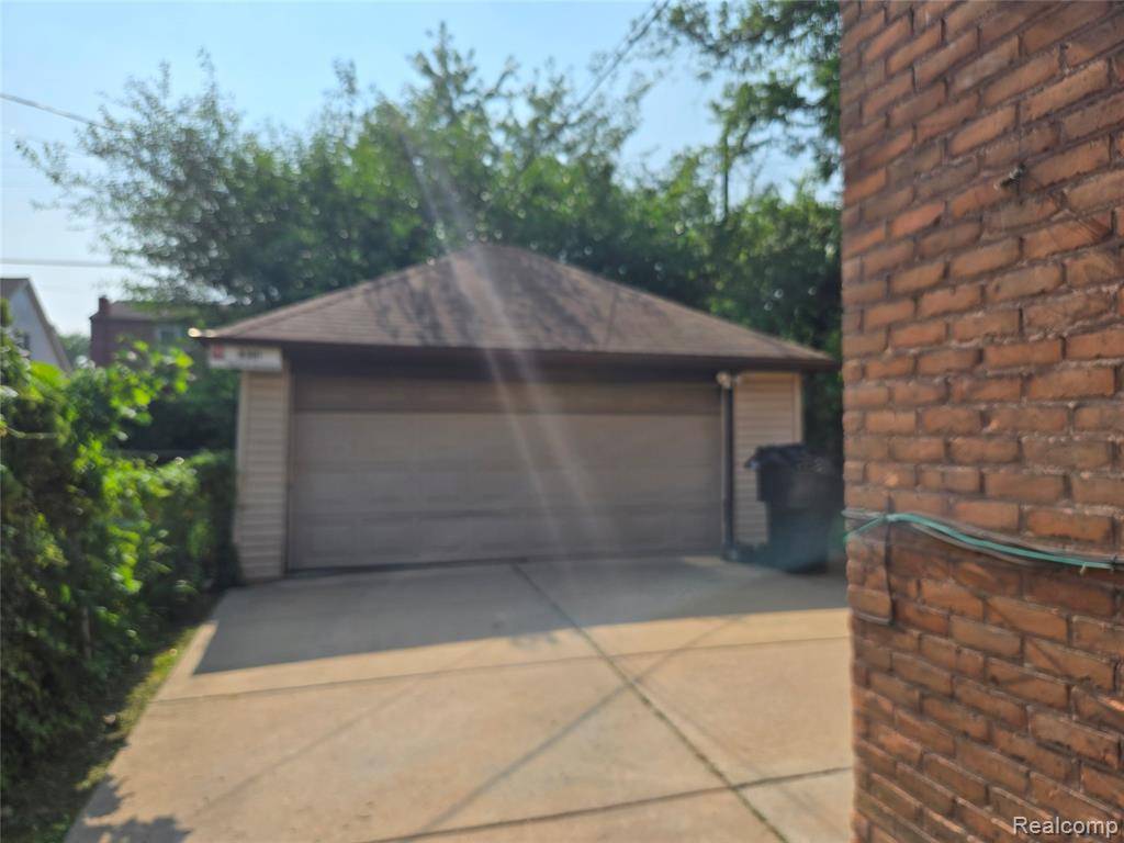 Detroit, MI 48204,8301 Northlawn Street