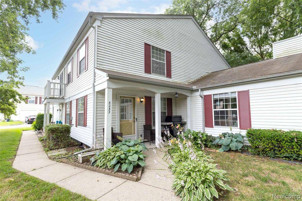 Lake Orion, MI,3233 Northfield Court