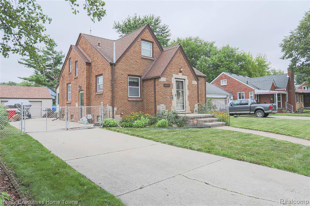 Eastpointe, MI 48021,22757 Rausch Avenue