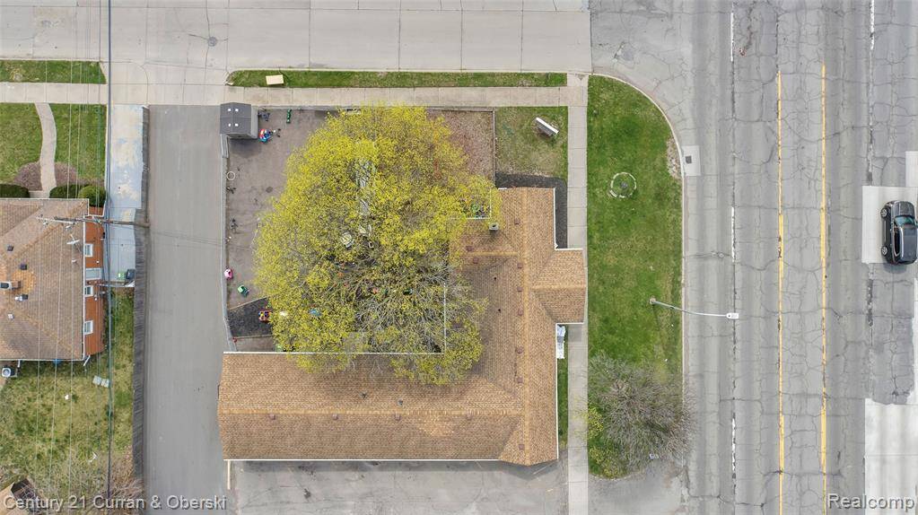 Allen Park, MI 48101,5043 Allen Road