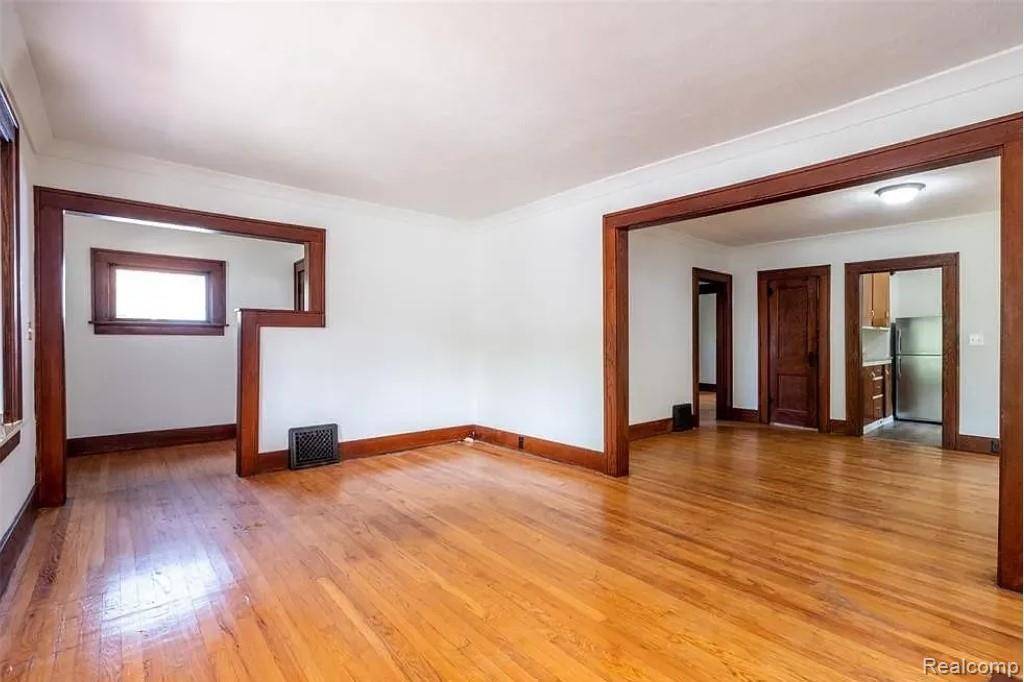 Royal Oak, MI 48067,517 E 3rd Street