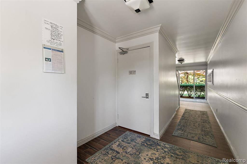 Birmingham, MI 48009,475 S Adams Road